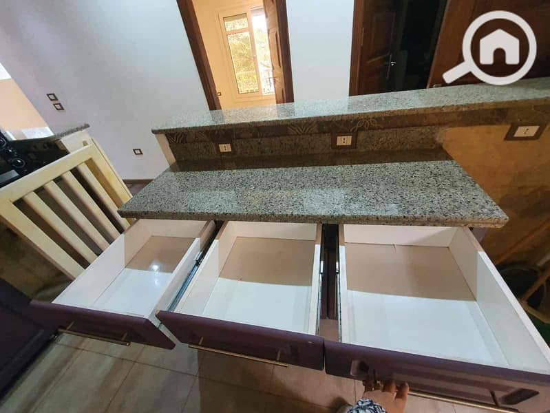 9 7ec695c4-5d01-4e98-b1c7-1607c1f8626d. jpg