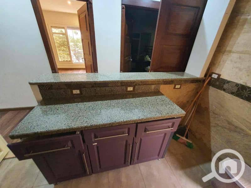 10 06c5bc51-4bb4-4ce7-9367-0fcc2b75be11. jpg