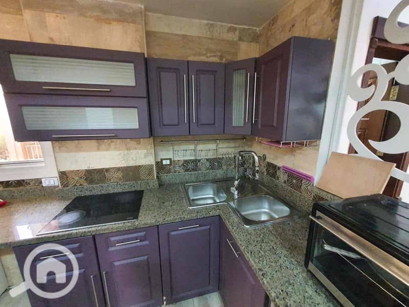 13 64446b47-346a-49c6-b482-548c65cd17d3. jpg