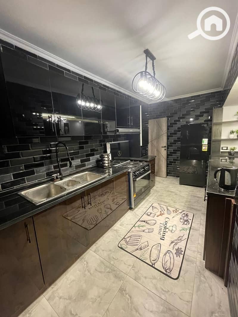 11 f64fcc90-5e70-4320-8a71-cf9a2033e0d2. jpeg