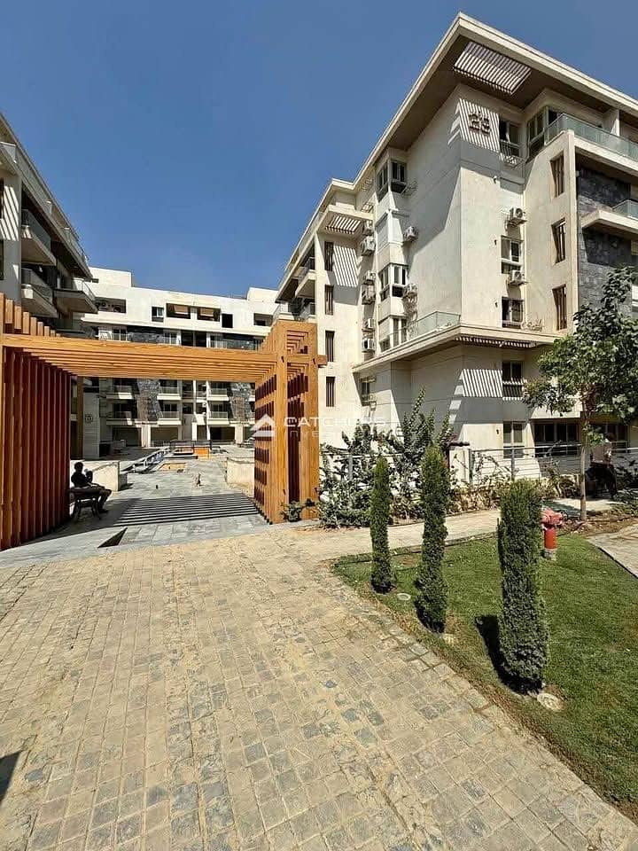 6 590669376_1871814146740877_1331439046261664202_n. jpg