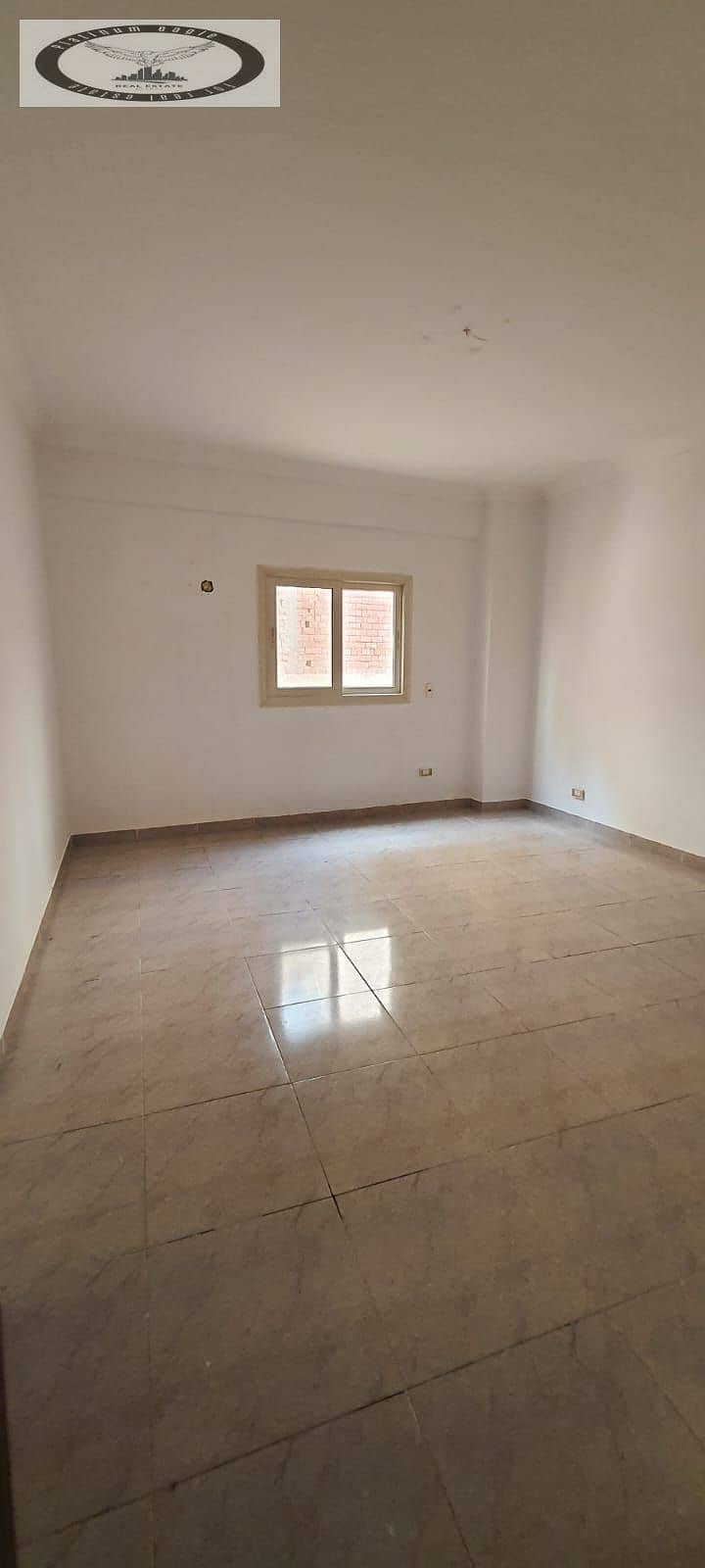 9 01232e7d-4093-4f55-aaec-3265858b9116. jpg