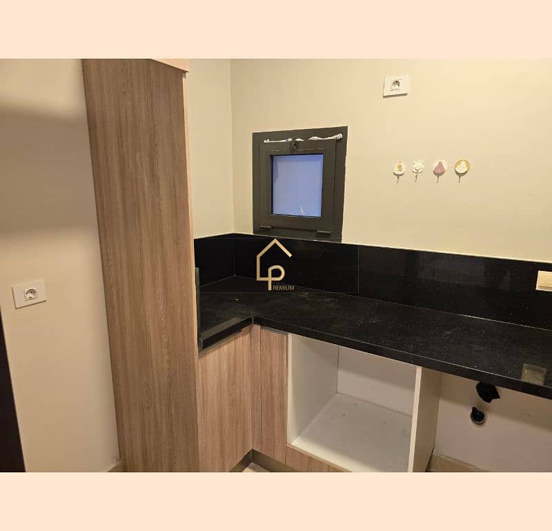 4 WhatsApp Image 2025-09-29 at 4.01. 03 PM (2). jpg