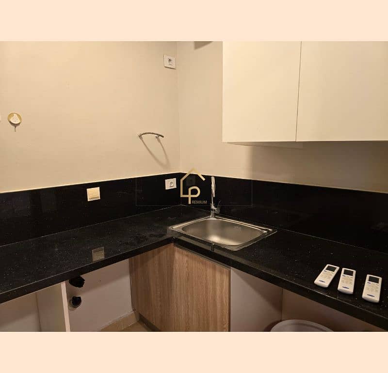 8 WhatsApp Image 2025-09-29 at 4.01. 03 PM (1). jpg