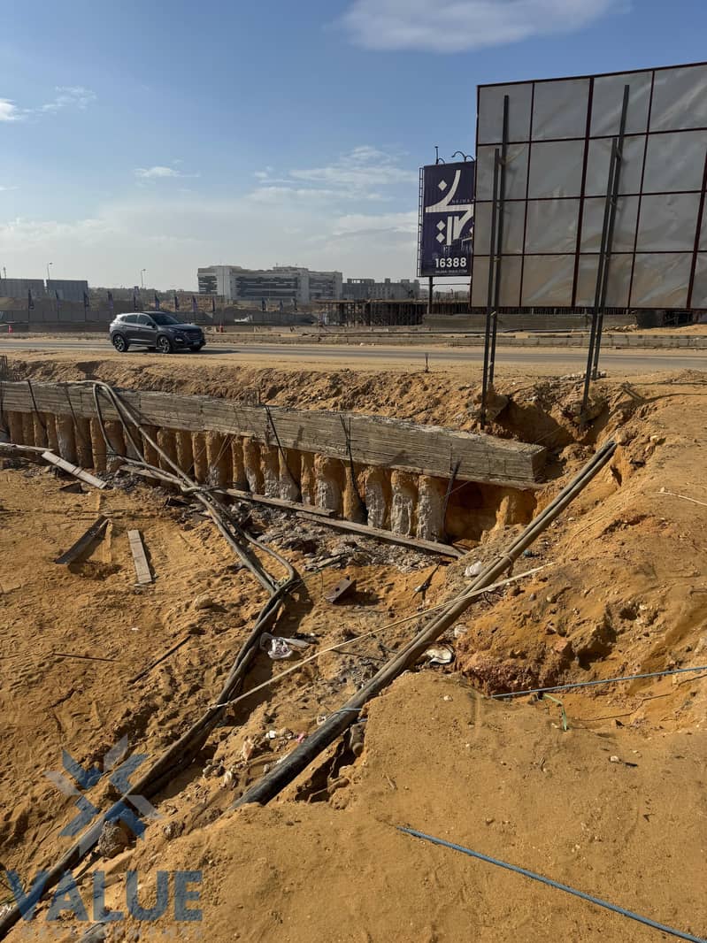 24 737635a8-8335-468d-978c-266daca4184c. jpg