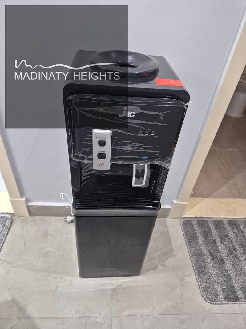 18 WhatsApp Image 2025-12-10 at 16.25. 29_55b19c73. jpg