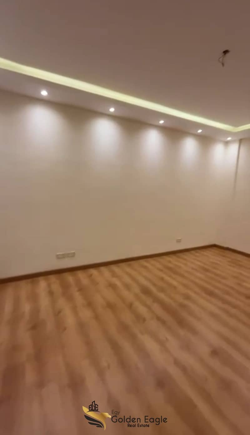 3 Screenshot_٢٠٢٥١٢١٠_١٧٠١٤٠_WhatsAppBusiness. jpg