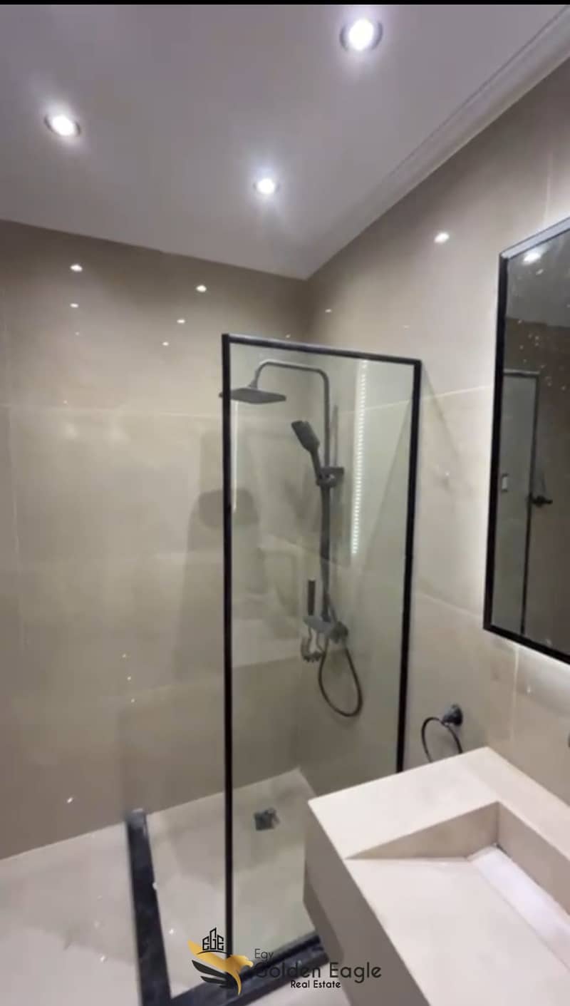 4 Screenshot_٢٠٢٥١٢١٠_١٧٠١١٤_WhatsAppBusiness. jpg