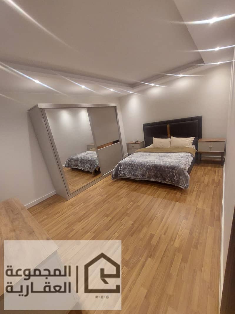 4 47bc43b5-06d0-4f51-a6b1-3d560bb58169. jpg