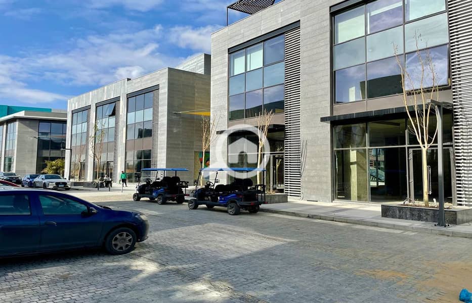 6 WhatsApp Image 2024-12-16 at 10.30. 24 AM (3)_1400x900. jpg