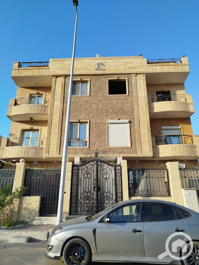 3 5e81151a-8781-4966-ba9b-aff302c1e0a1. jpg