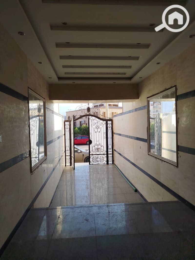 13 cccac3ce-260f-4c9d-a816-c02a77246a1d. jpg