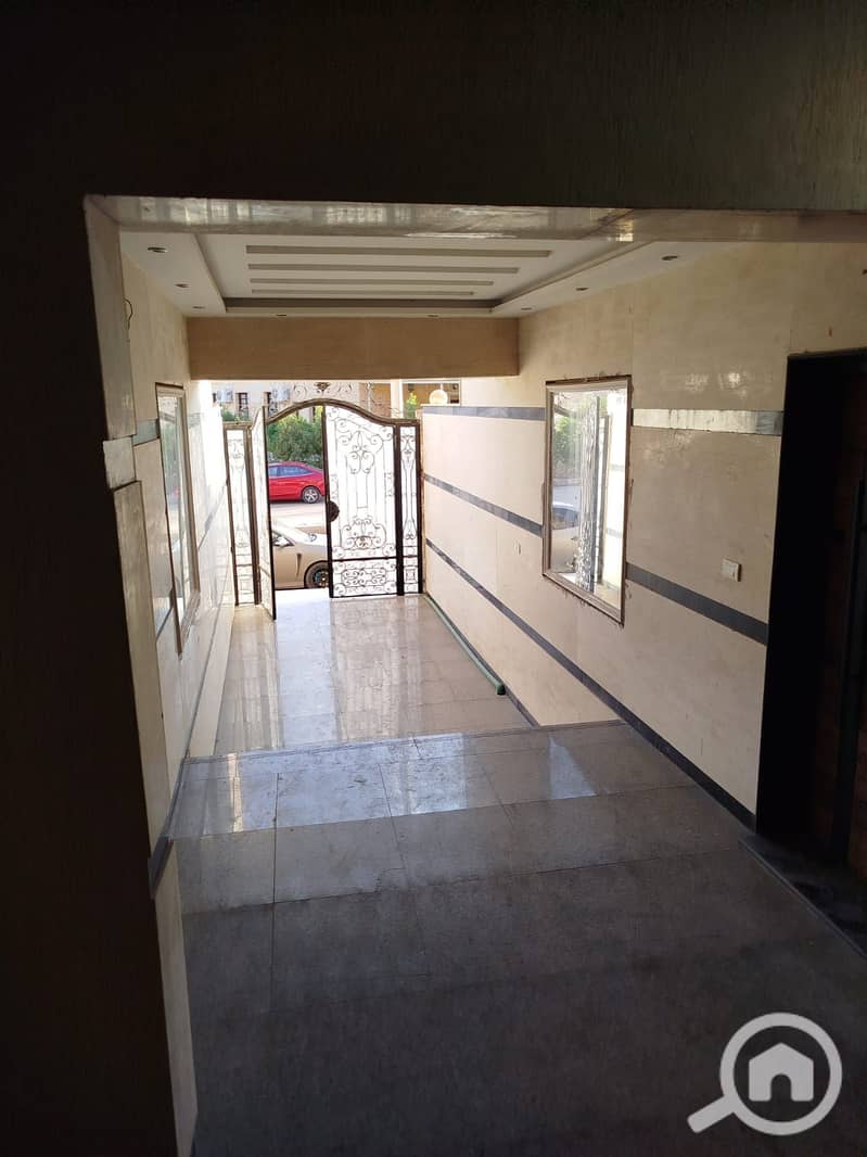 16 e467164e-880e-45c7-9e00-5db805a0b80a. jpg