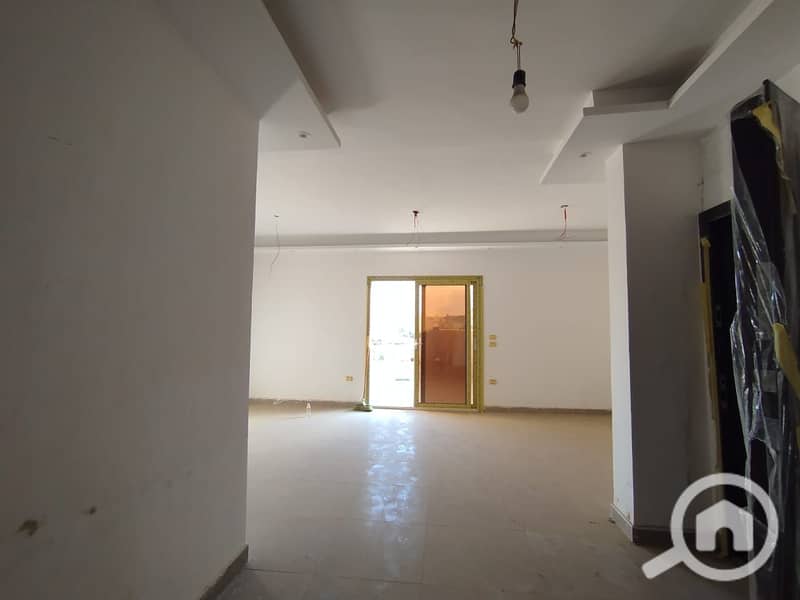 21 63f25e4e-4852-41f9-a146-3c155246ed7e. jpg