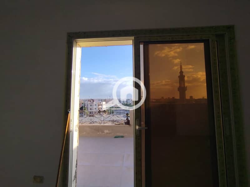 22 72f636c4-ae6b-4ab4-8cfe-c8baf98dd4eb. jpg