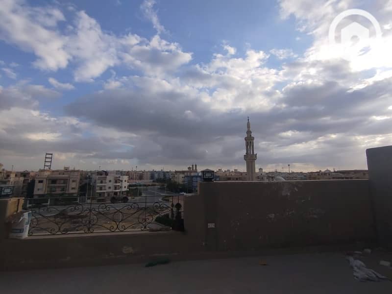 23 6e8d9d35-12e9-4521-bee0-229e3f4652ae. jpg