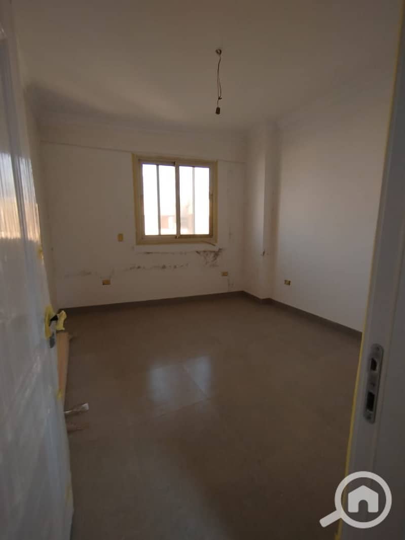 33 7934f3ff-4438-4917-9618-8705c2a4c289. jpg