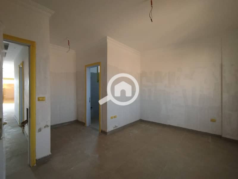 35 0c72cd85-2ad2-4476-ae49-3a7a91a37b75. jpg