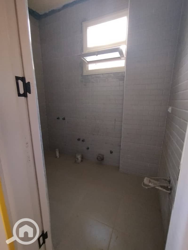 38 d5119fca-740e-4987-885b-8ab487bb89ae. jpg