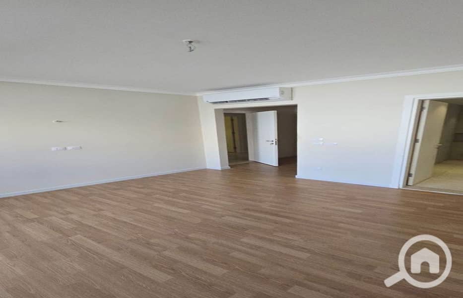 5 WhatsApp Image 2025-12-07 at 2.07. 57 AM (1)_1400x900. jpg