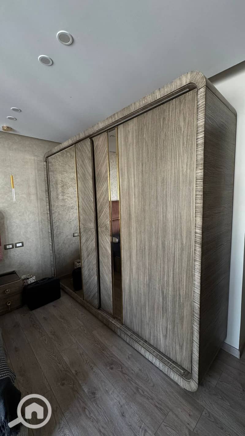 5 WhatsApp Image 2025-12-09 at 18.55. 21. jpeg