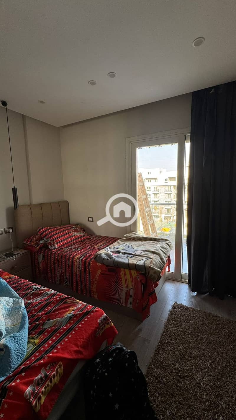 6 WhatsApp Image 2025-12-09 at 18.55. 20 (1). jpeg