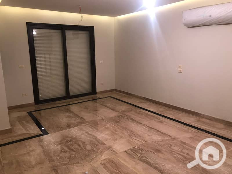 4 WhatsApp Image 2025-12-10 at 17.07. 46. jpeg