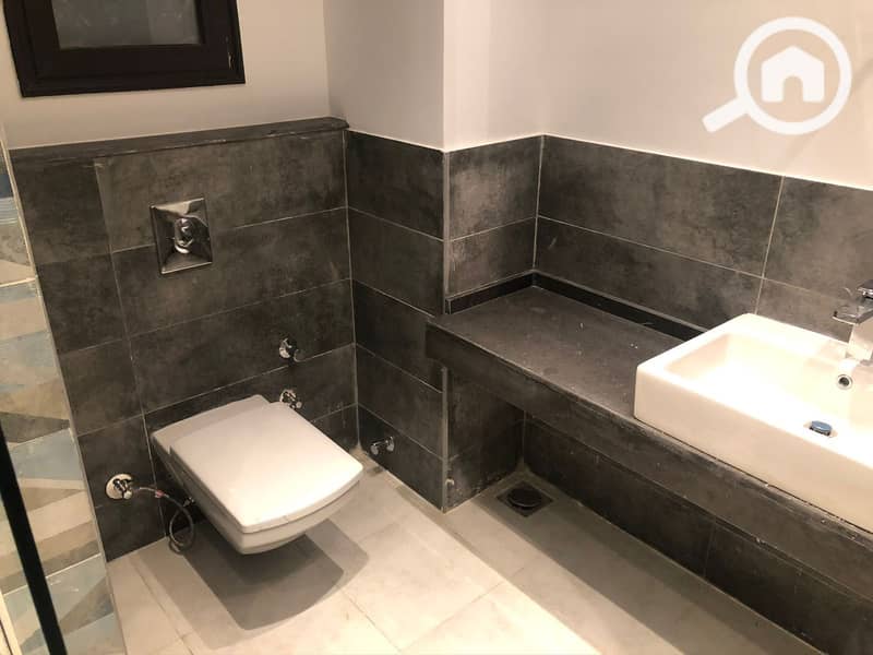 17 WhatsApp Image 2025-12-10 at 17.07. 58 (1). jpeg