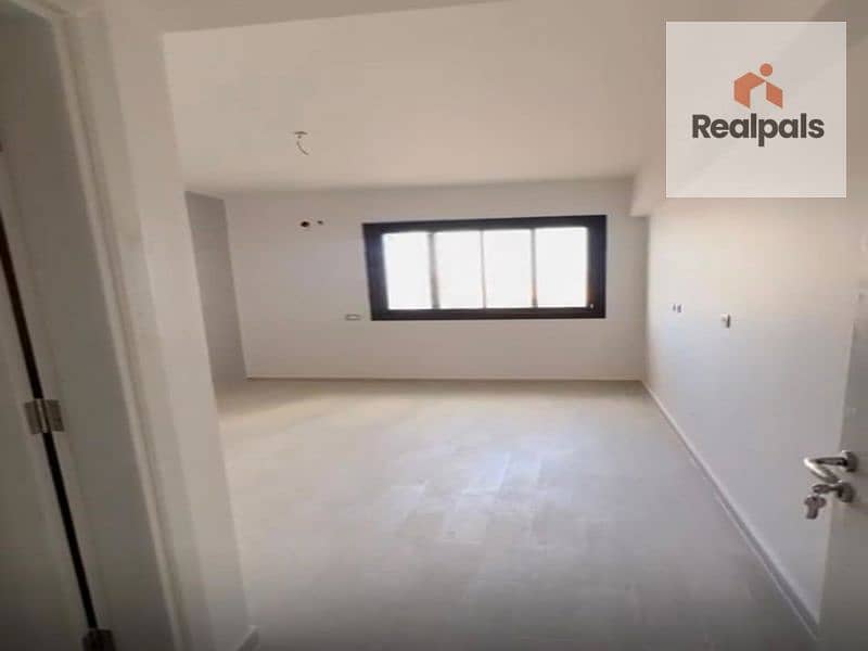 3 WhatsApp Image 2025-12-10 at 2.15. 23 PM (2)_800x600. jpg