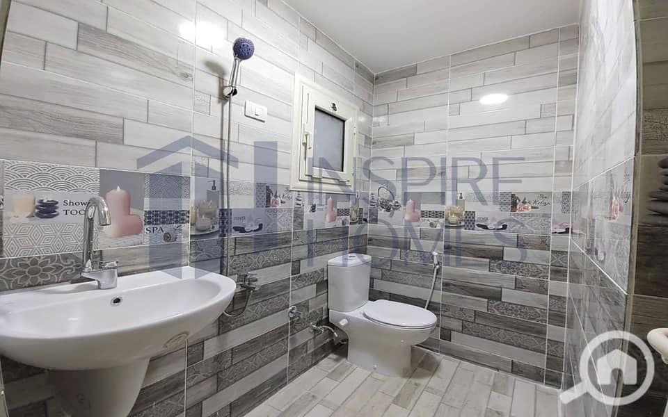 6 WhatsApp Image 2025-12-08 at 18.08. 25 (2). jpg