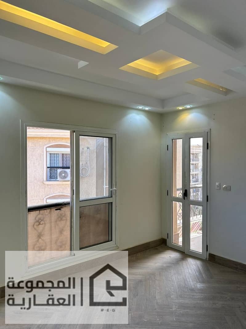 8 54cca7bb-77be-44c9-94f3-e5c75c0f3826. jpg