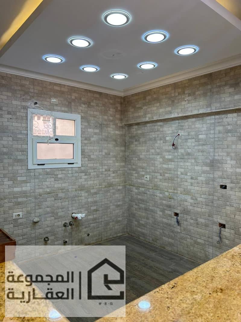 10 3c0b19b8-147a-43e7-8dc8-9d25695940d4. jpg