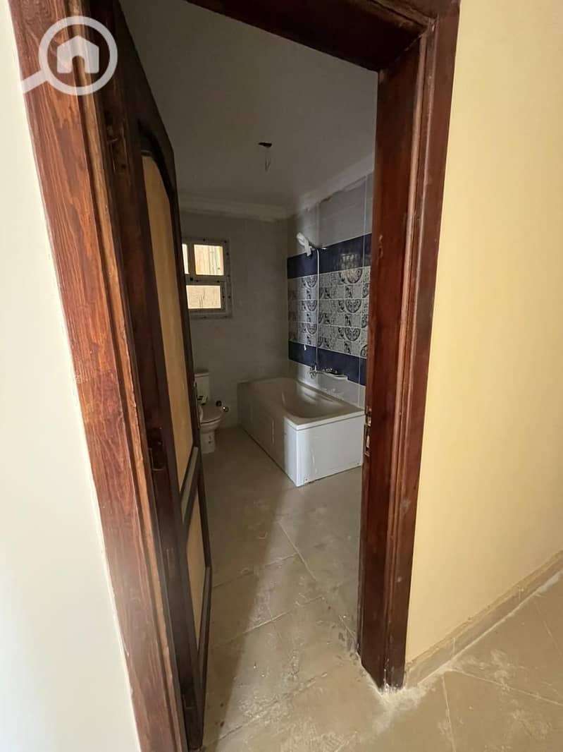 4 WhatsApp Image 2025-12-01 at 14.55. 40_91e4d246. jpg