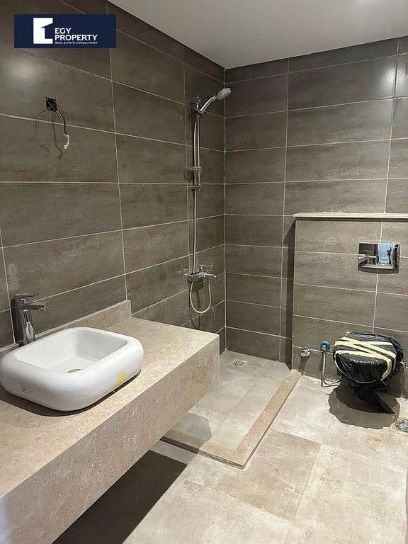 4 _files_WhatsApp Image 2025-09-14 at 5.00. 25 PM (1). jpeg