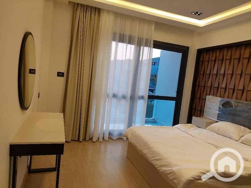 7 cc92e083-963a-46d9-9969-1f3170b8c80a. jpg