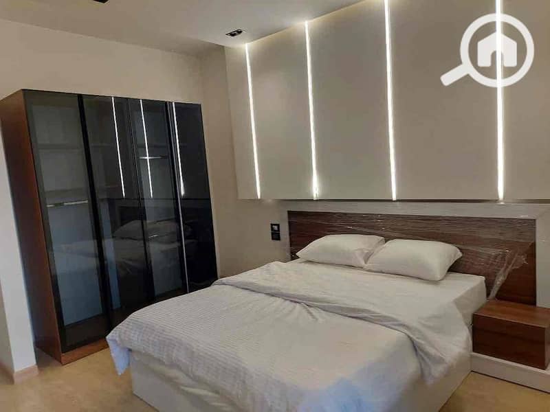 14 317e03bf-6249-44c9-bbf3-22cc093fd26a. jpg