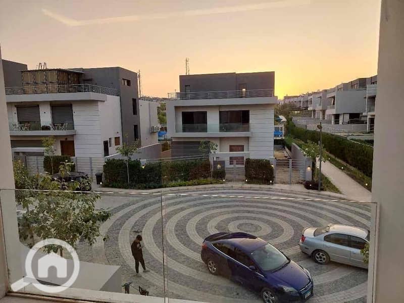 15 68f624e3-71b4-4e00-9663-fd7dfba138d4. jpg