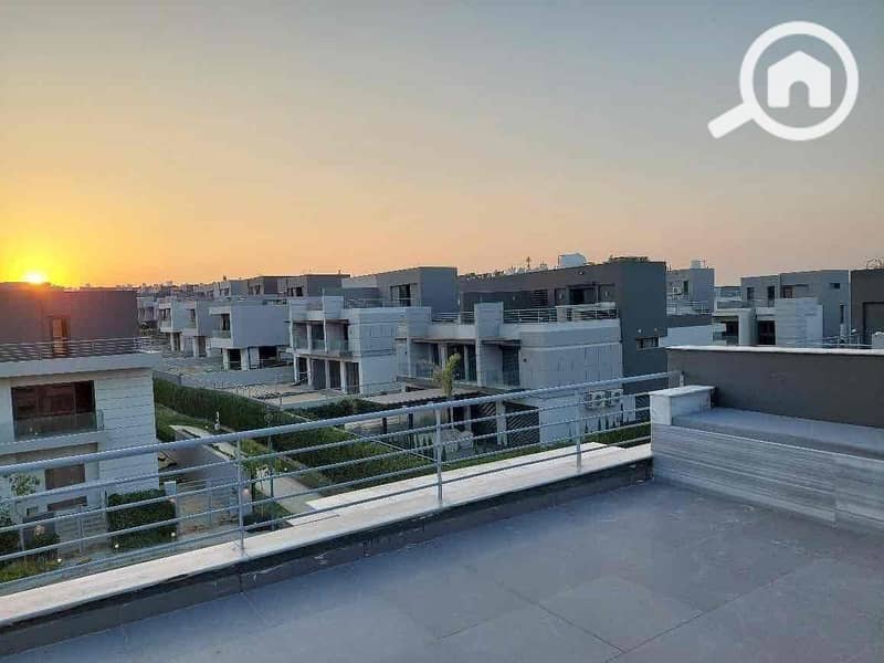 18 8bf31da4-2525-40cf-8416-db6f256587c7. jpg