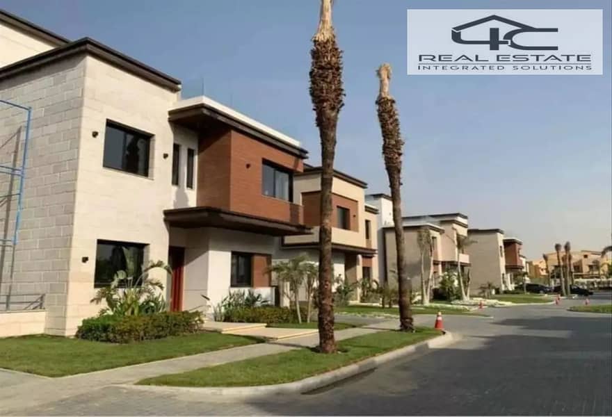 9 5899355-693deo. png