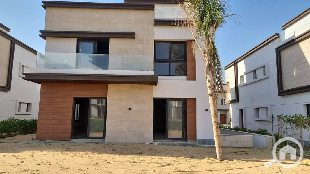 10 WhatsApp Image 2022-11-30 at 5.57. 00 PM. jpeg