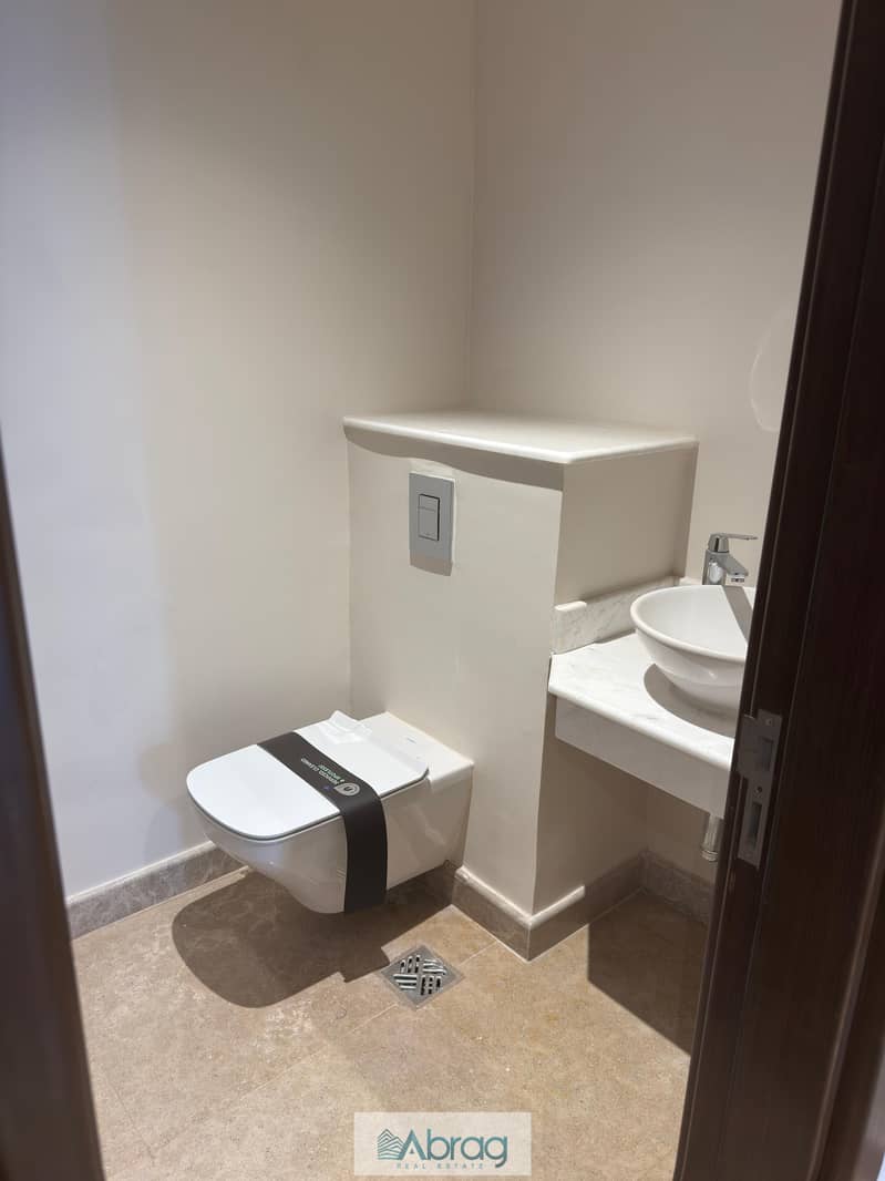 5 WhatsApp Image 2025-06-12 at 16.03. 14. jpeg