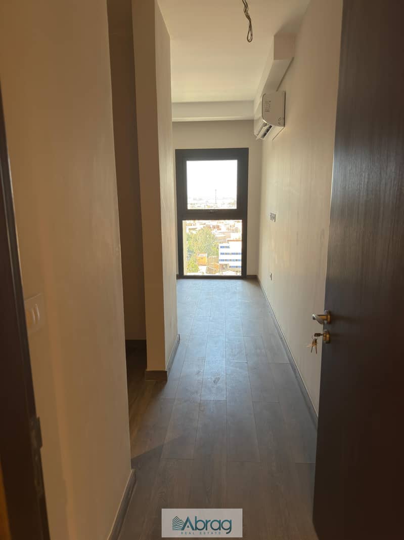 10 WhatsApp Image 2025-06-12 at 16.01. 41. jpeg