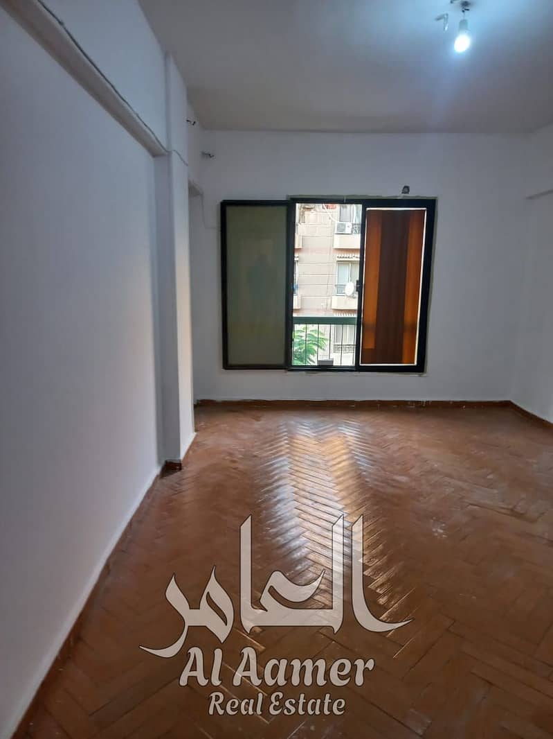 2 WhatsApp Image 2025-12-10 at 16.33. 17_925da21f. jpg