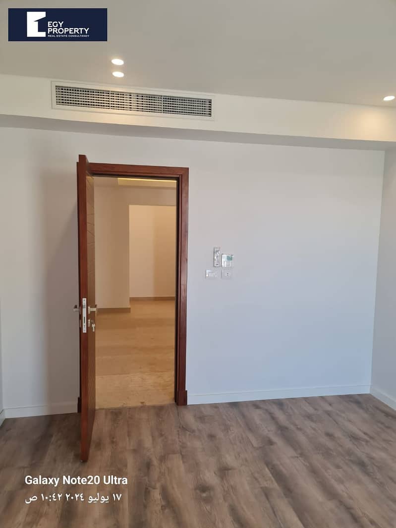 3 WhatsApp Image 2025-10-01 at 4.15. 51 PM. jpeg