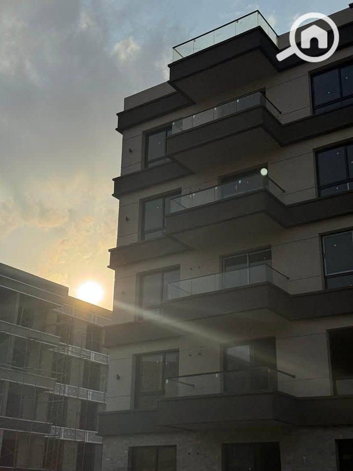 9 592885559_868613215924947_6114735925444762121_n. jpg