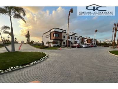 4 Bedroom Townhouse for Sale in New Cairo, Cairo - WhatsApp Image 2024-11-03 at 1.17. 44 PM (14). jpeg 4 Bedroom Townhouse for Sale in New Cairo, Cairo - WhatsApp Image 2024-11-03 at 1.17. 44 PM (14). jpeg