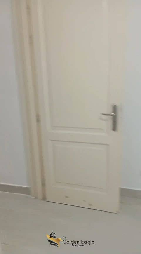 1000205778. jpg 1000205778. jpg