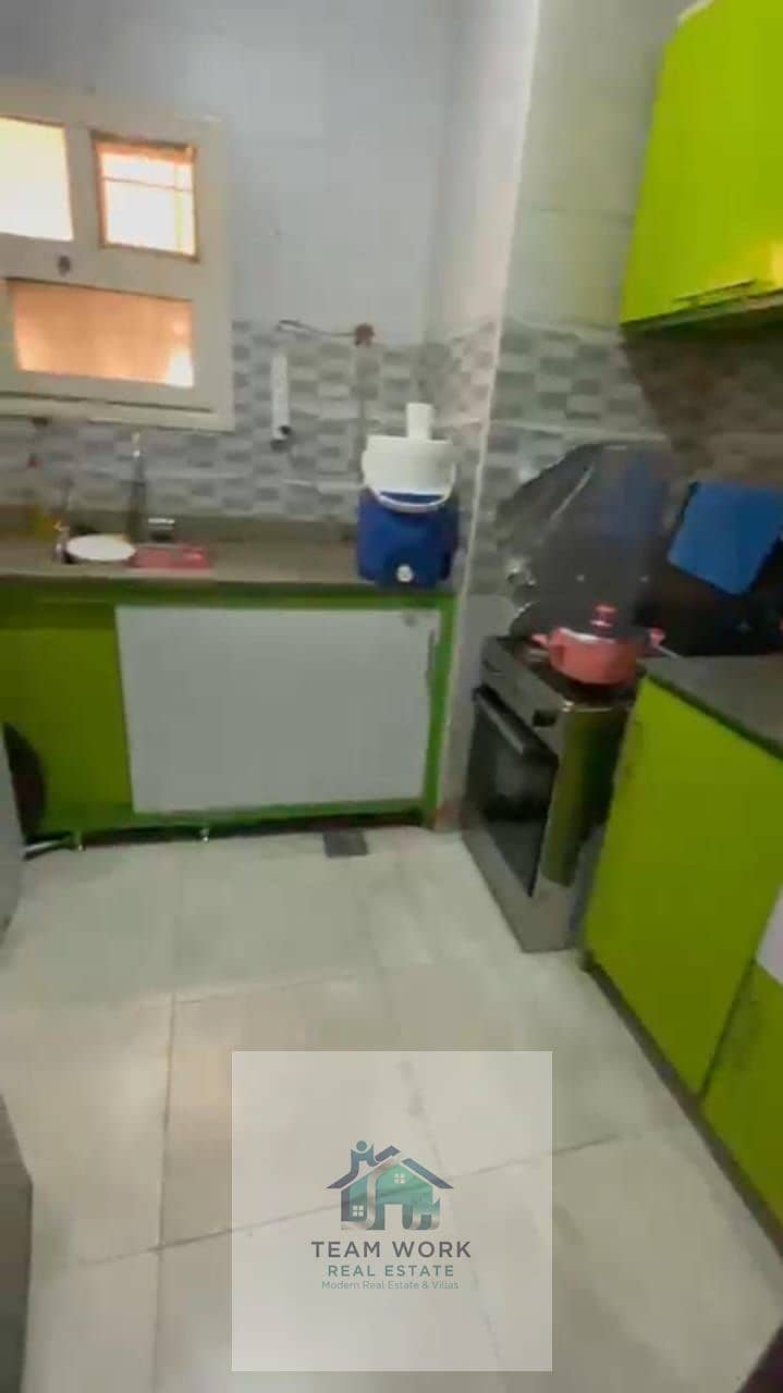 4 6df531e5-1ae8-4220-8c16-1a215455ff25. jpg