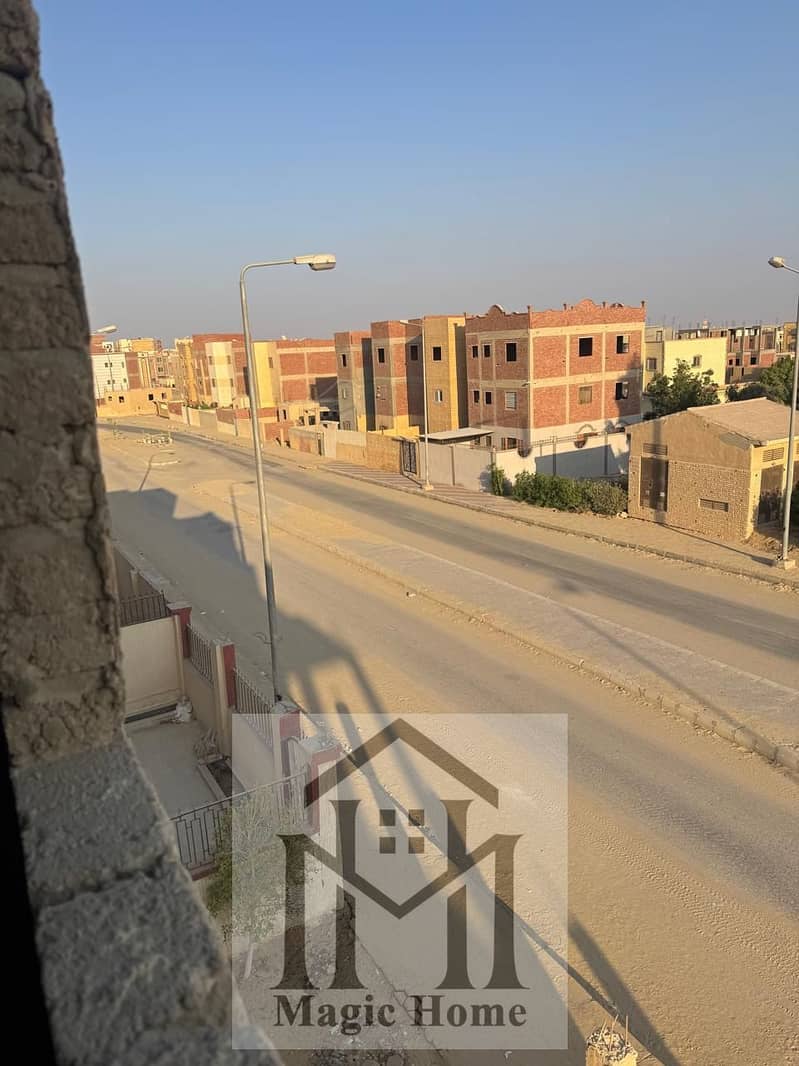 4 e4b0e54d-c9b6-44c1-b69c-79fbfe2130e5. jpg