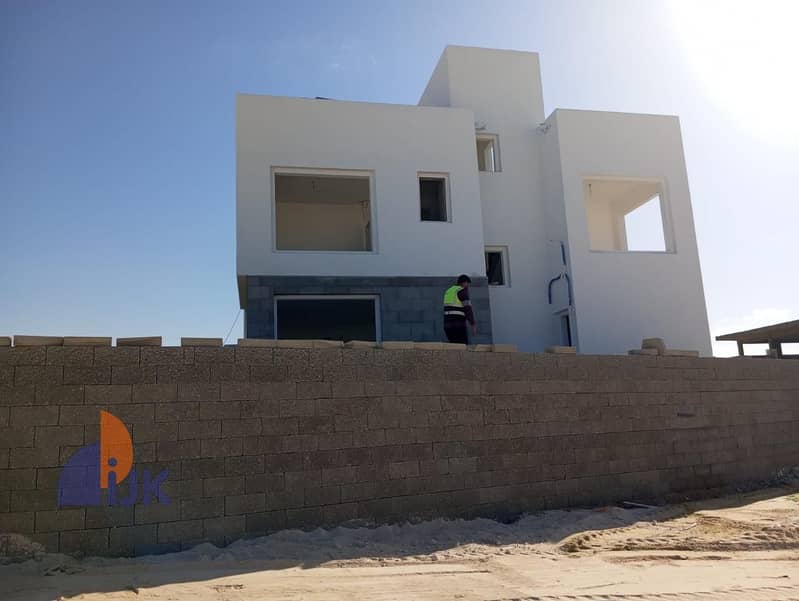 4 WhatsApp Image 2025-12-10 at 14.24. 36_ce5302b8. jpg